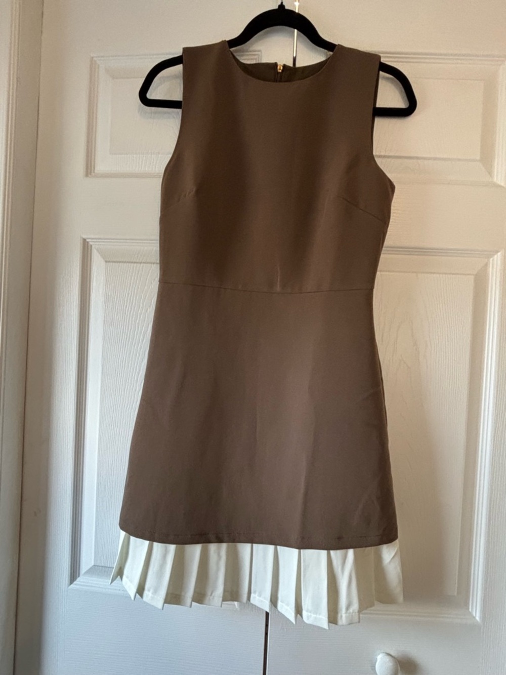 Commense: Sleeveless Brown Dress with Cream Pleated Hem